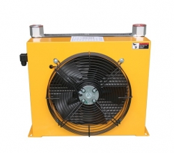 YLF型風（fēng）冷式油冷卻器